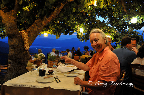 Delphi dining