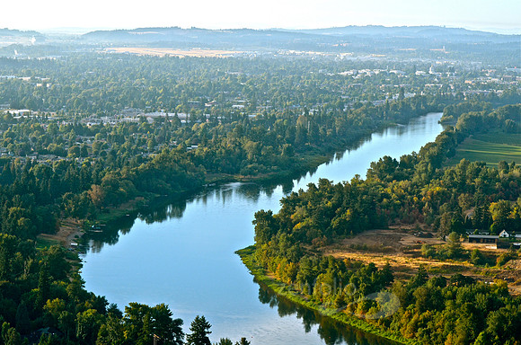 Willamette Rlverbend with Salem in Background